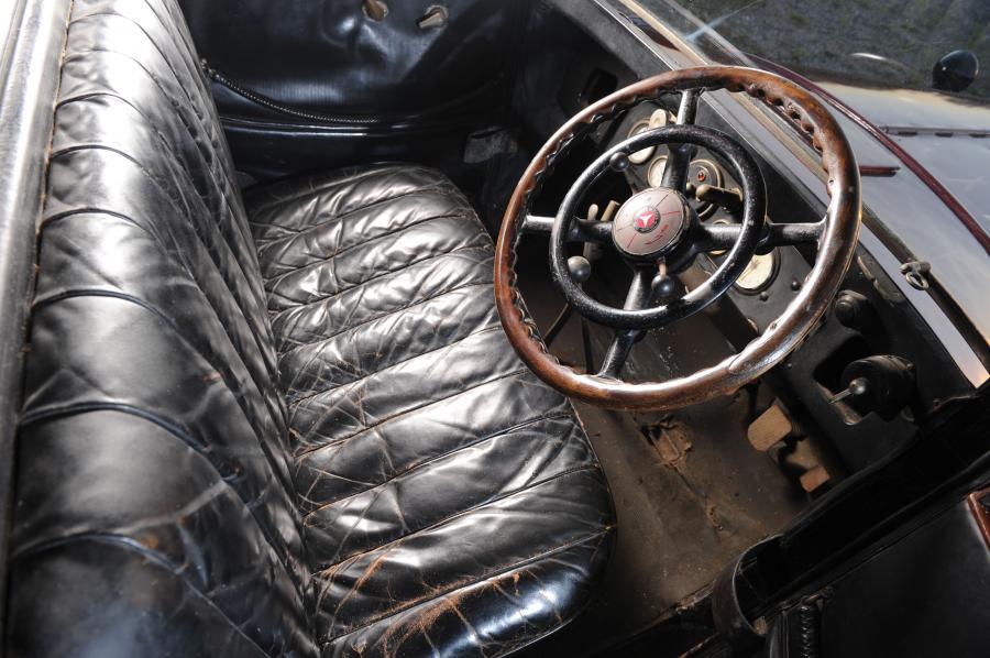  Mercedes-Benz Nurburg Limousine 1928 года  (фото 10 из 12)